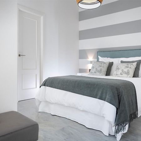 Magno Apartments Alvarez Quintero Севилья Экстерьер фото