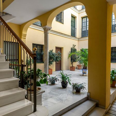 Magno Apartments Alvarez Quintero Севилья Экстерьер фото